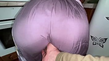 Stepson discovers stepmom's big ass for anal play in homemade video